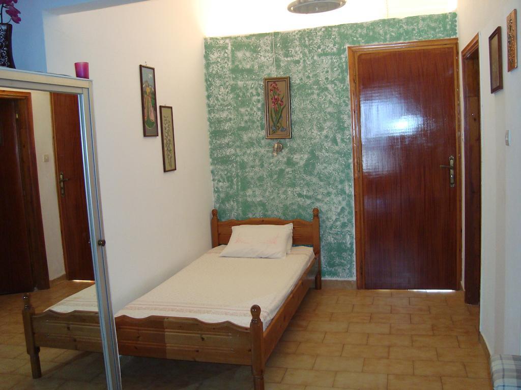 George'S Apartments Chrani Quarto foto